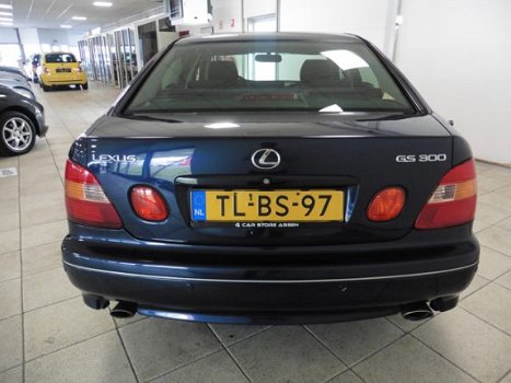 Lexus GS - 300 Executive / XENON / AUT. / ECC / LMV / PDC / ELEK. STOELEN - 1