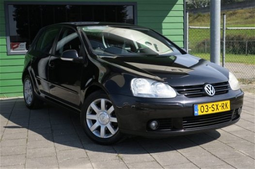 Volkswagen Golf - Golf 1.6 FSI / NAVI / Airco / Nieuwe APK / - 1