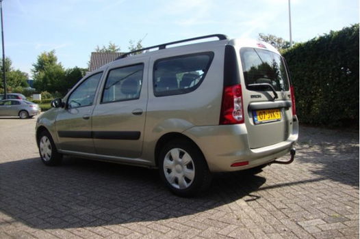 Dacia Logan - 1.6 16V laureate 7zits - 1