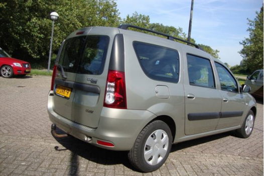 Dacia Logan - 1.6 16V laureate 7zits - 1