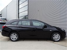 Opel Astra Sports Tourer - 1.0 Turbo 105pk Online Ed. Navi | Parkeersensoren