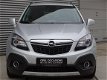 Opel Mokka - 1.4 Turbo Cosmo | Trekhaak | Sidesteps | Navi - 1 - Thumbnail