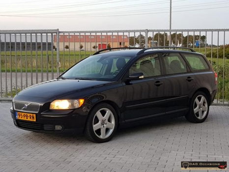 Volvo V50 - 2.0D Exclusive - 1