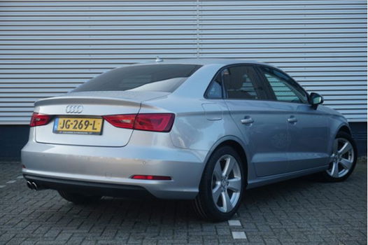 Audi A3 Limousine - 1.4TFSI/126PK Ambition · Xenon · Navigatie · Drive select - 1