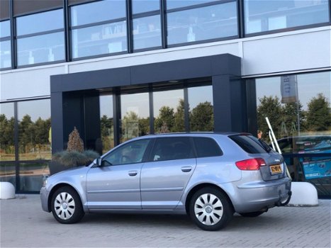 Audi A3 Sportback - 1.6 Pro Line AUTOMAAT - Clima, Cruise, PDC, Trekhaak - 1