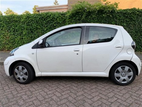 Toyota Aygo - 1.4 D + 1.4 Zeer zuinig, Nieuw APK, Nette Auto - 1