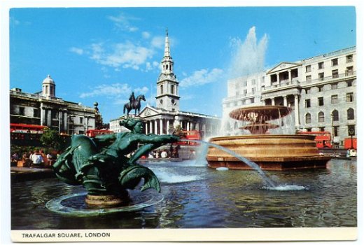 F009 Londen Trafalgar Square / Engeland - 1