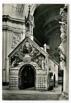F103 Assisi Basilica Patriarcale / Italie - 1