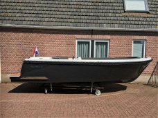 Reitdieper 570 Tender met 15 pk Suzuki 4 takt.