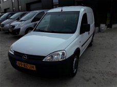 Opel Combo - 1.6 benzine marge auto