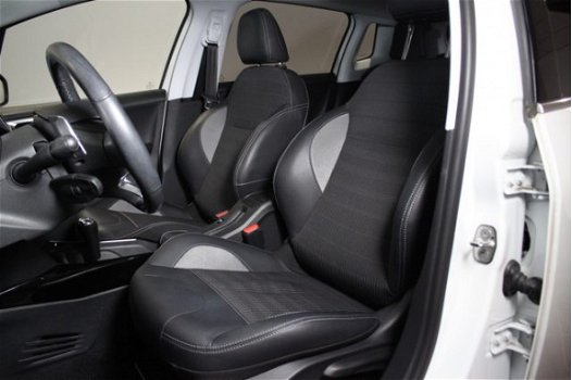 Peugeot 2008 - 82pk Allure ETG Automaat (Navigatie - Automatische Airco - Parkeersensoren) - 1