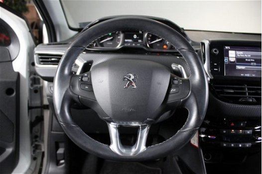 Peugeot 2008 - 82pk Allure ETG Automaat (Navigatie - Automatische Airco - Parkeersensoren) - 1