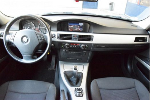 BMW 3-serie - 320d Edition Business Line navi xenon - 1