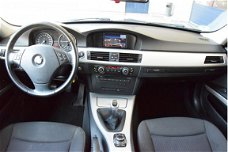 BMW 3-serie - 320d Edition Business Line navi xenon