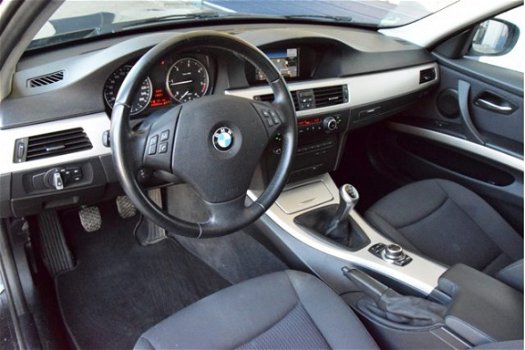 BMW 3-serie - 320d Edition Business Line navi xenon - 1
