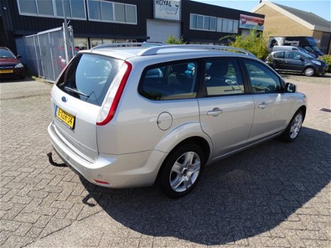 Ford Focus Wagon - 1.6 Titanium - 1