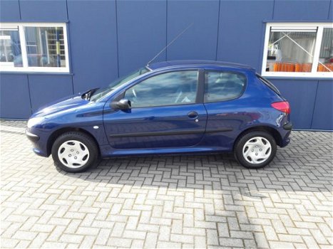 Peugeot 206 - 1.4 XT - 1