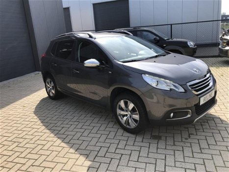 Peugeot 2008 - 1.2 PureTech Style PDC/NAVI/Clima/2016/GARANTIE - 1