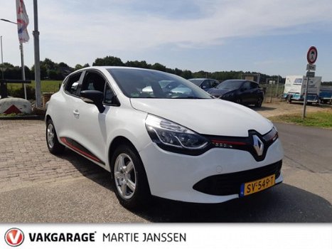 Renault Clio - 1.2 16V NAVIGATIE - MEDIA - CRUISE CONTROL - LM VELGEN - 1