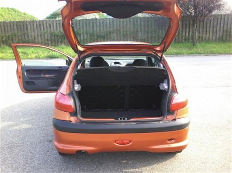 Peugeot 206 - 1.4 XT - 1