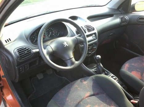 Peugeot 206 - 1.4 XT - 1