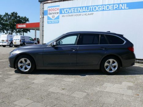 BMW 3-serie Touring - 316i 136 PK Navi, Cruise, Sportstoelen, Elek Achterklep, Getinte achter ramen - 1