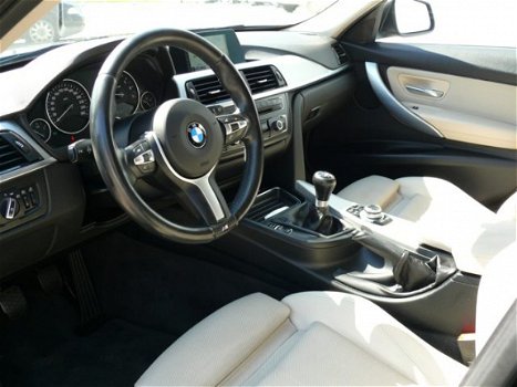 BMW 3-serie Touring - 316i 136 PK Navi, Cruise, Sportstoelen, Elek Achterklep, Getinte achter ramen - 1