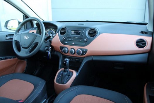 Hyundai i10 - 1.0i i-Motion Comfort Automaat | Airco | Centr. vergrendeling | Fabrieksgarantie | - 1