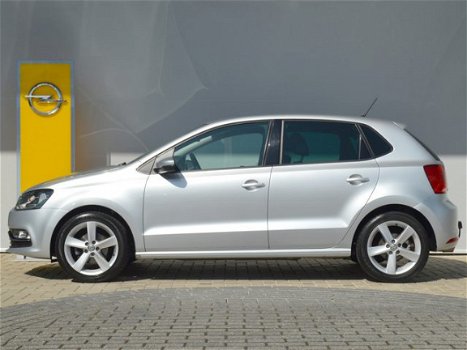 Volkswagen Polo - 1.2 TSI Highline DSG Automaat Climate control / Trekhaak / Lichtmetalen velgen - 1