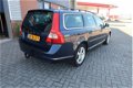 Volvo V70 - 2.0 D3 Limited Edition Automaat Trekhaak Leer Navigatie 5-cilinder Dealer onderhouden Ne - 1 - Thumbnail