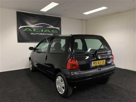 Renault Twingo - 1.2 Emotion 2007 Zwart AIRCO / APK 2020 / NAP - 1