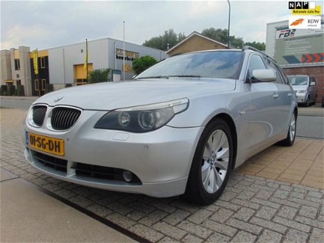 BMW 5-serie Touring - 535d High Executive /Automaat/Volleder/Xenon/Navi/Stoelverw/Elec stoelen/Boekj - 1