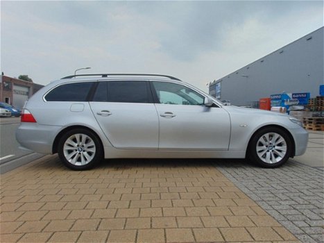 BMW 5-serie Touring - 535d High Executive /Automaat/Volleder/Xenon/Navi/Stoelverw/Elec stoelen/Boekj - 1