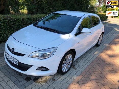 Opel Astra - 1.4 Turbo Edition - 1