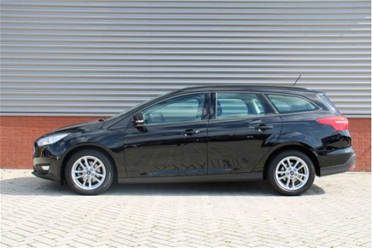 Ford Focus Wagon - 1.0 Lease Edition 126 PK Airco / Cruise Control / Navigatie - 1