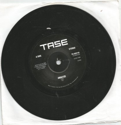 Tase – Analyze / Wait (2011) - nr. 1