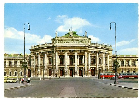 H039 Wenen Wien Burgtheater met Tram Oostenrijk - 1