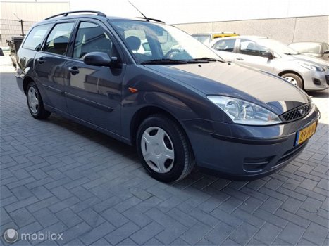 Ford Focus Wagon - 1.6-16V Cool Edition - 1