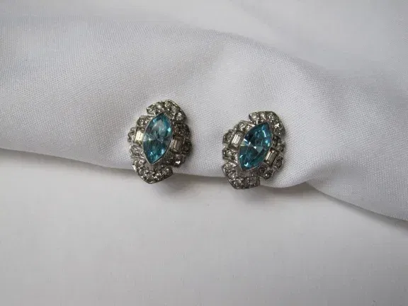 Zilveren oorbellen Art Deco helder en topaas blauw kristal rijnsteen 1.7x1.2 cm schroefmodel - Afbeelding 4