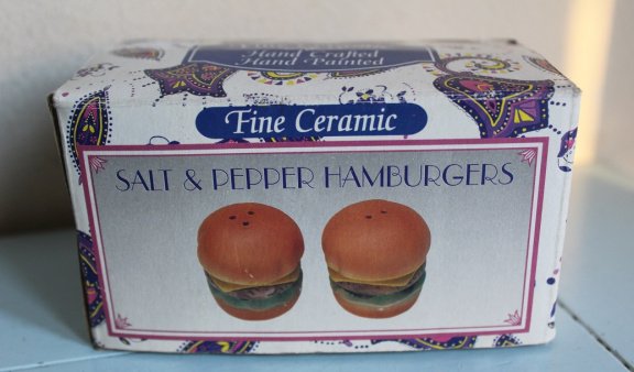 Peper en zoutstel hamburgers - nr. 1
