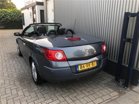 Renault Mégane coupé cabriolet - 2.0-16V Exception Navigatie / leder / Climate control / Origineel N - 1