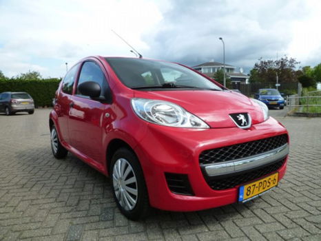 Peugeot 107 - 1.0-12V XR Rijklaarprijs - 1