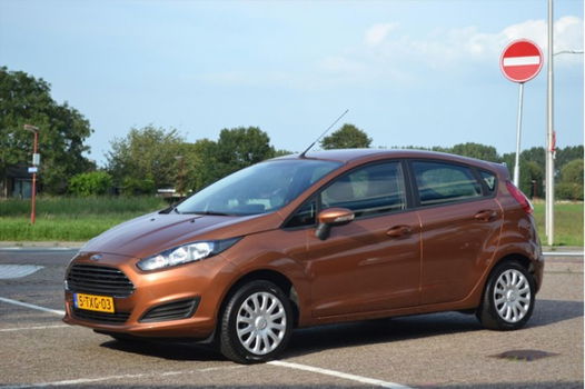 Ford Fiesta - 1.0 80PK 5DR Style Navi - 1