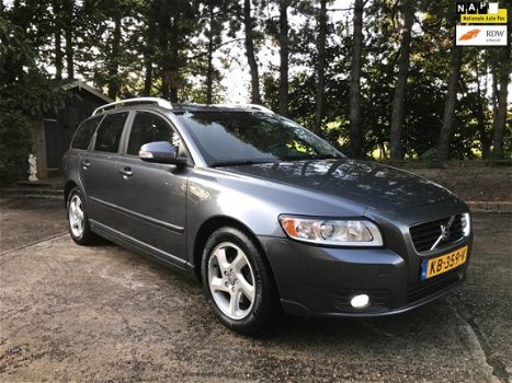 Volvo V50 - 1.6 D2 S/S Limited Edition ECC, Leder, NAVI, Zeer nette auto - 1