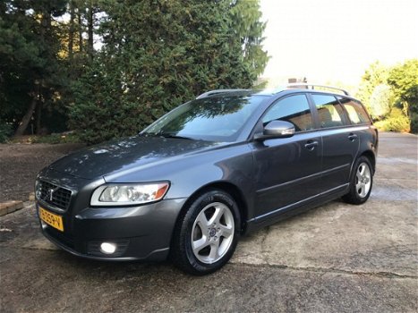 Volvo V50 - 1.6 D2 S/S Limited Edition ECC, Leder, NAVI, Zeer nette auto - 1