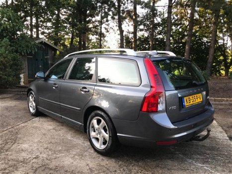 Volvo V50 - 1.6 D2 S/S Limited Edition ECC, Leder, NAVI, Zeer nette auto - 1