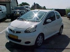 Toyota Aygo - 1.0 12V KM104000/APK2-2020/BJ2011/NAP