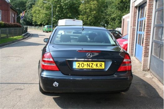 Mercedes-Benz E-klasse - 220 CDI Elegance Young Timer 225973 KM NIEUWE APK - 1