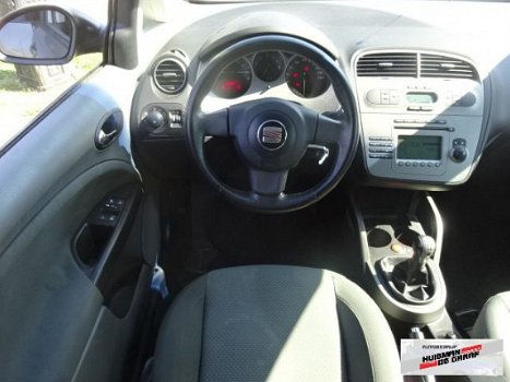 Seat Altea - 2.0 FSI Sport 2005 Sportvelgen Apk 10-2020 - 1