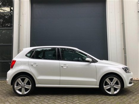 Volkswagen Polo - 1.2 TSI BlueMotion Comfortline 17 Inch/Airco/AUX/Facelift/PDC/Cruise Control/Elekt - 1